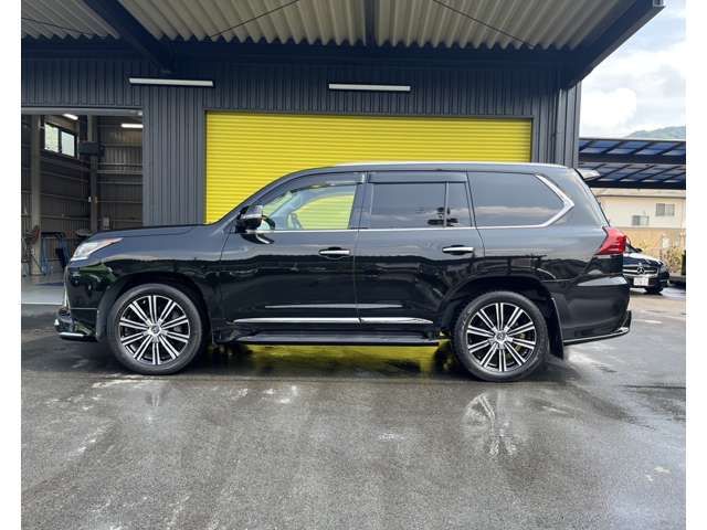 Lexus LX 2018-03 17347-4