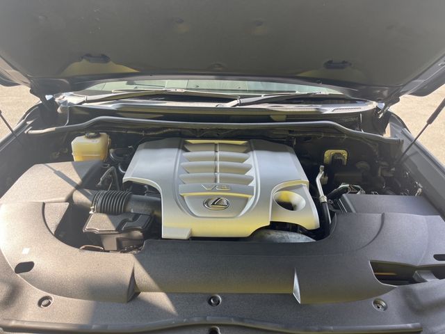 Lexus LX 2018-03 17347-29