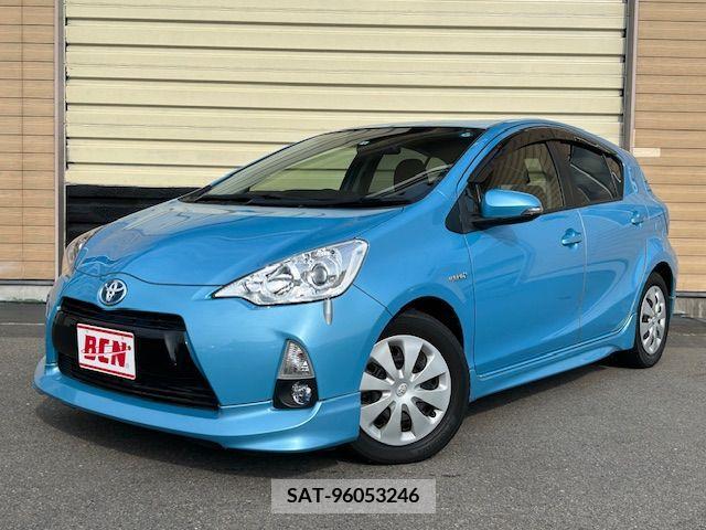 Toyota AQUA 2012-01 292115-0