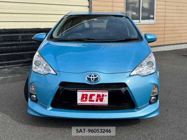 Toyota AQUA 2012-01 292115-12