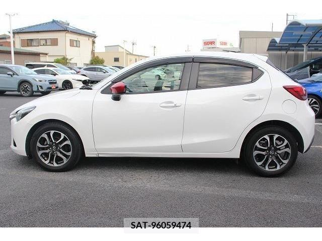 Mazda DEMIO 2015-09 267569-9