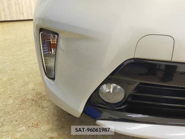 Toyota PRIUS 2012-06 382882-21