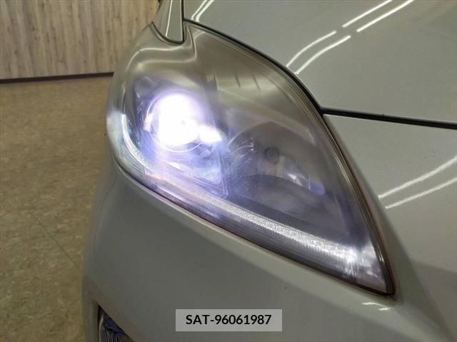 Toyota PRIUS 2012-06 382882-27