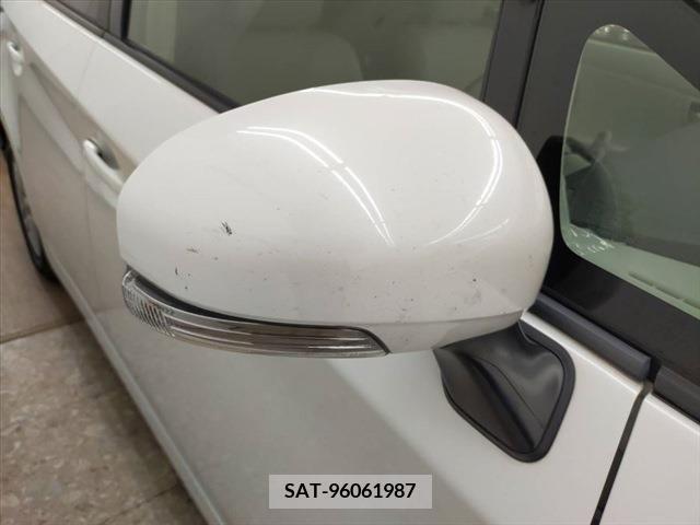 Toyota PRIUS 2012-06 382882-23