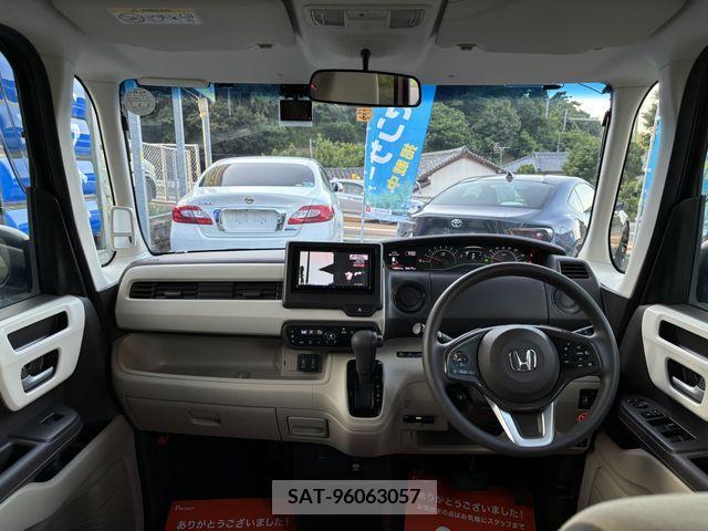 Honda N BOX 2018-05 364405-1