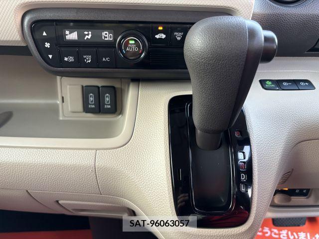 Honda N BOX 2018-05 364405-11