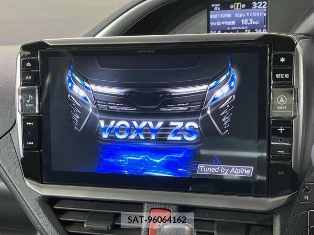 Toyota VOXY 2019-03 225332-3
