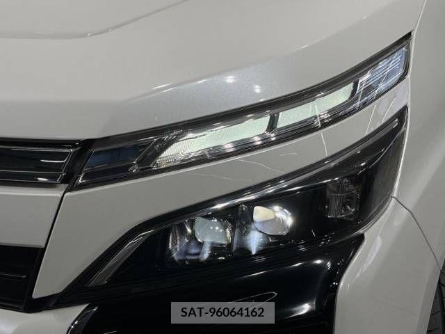Toyota VOXY 2019-03 225332-12