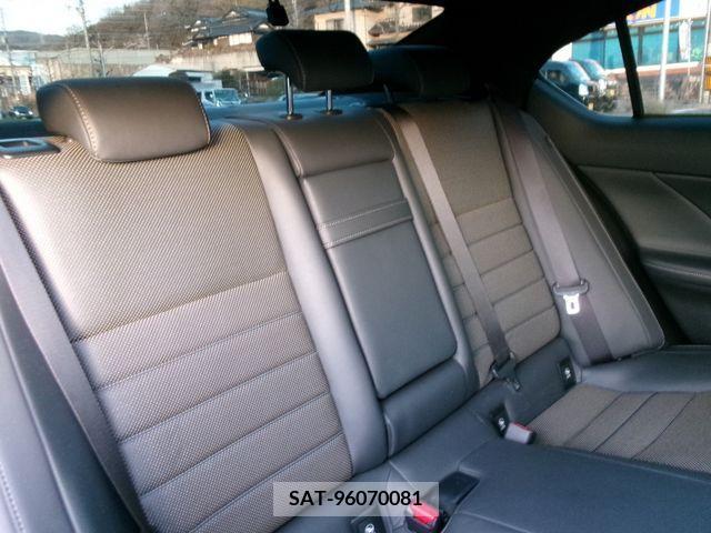 Lexus IS 2021-08 227923-15