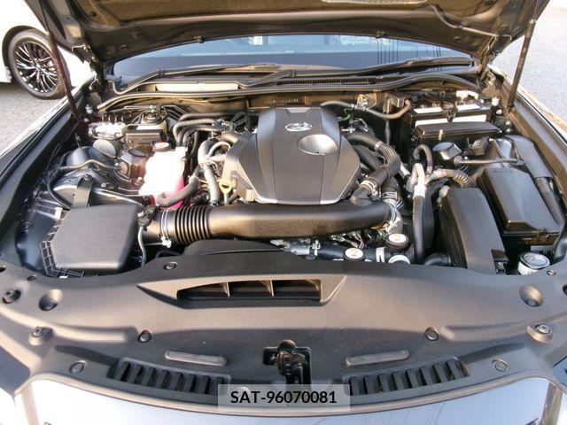 Lexus IS 2021-08 227923-6