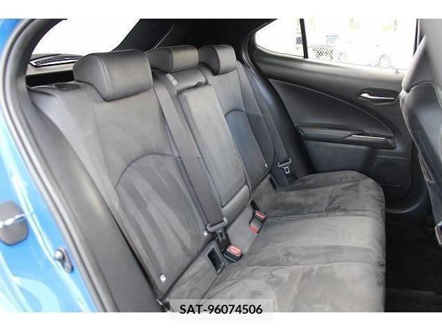 Lexus UX 2019-01 275936-14
