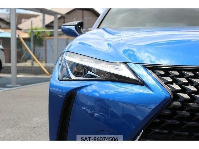 Lexus UX 2019-01 275936-10