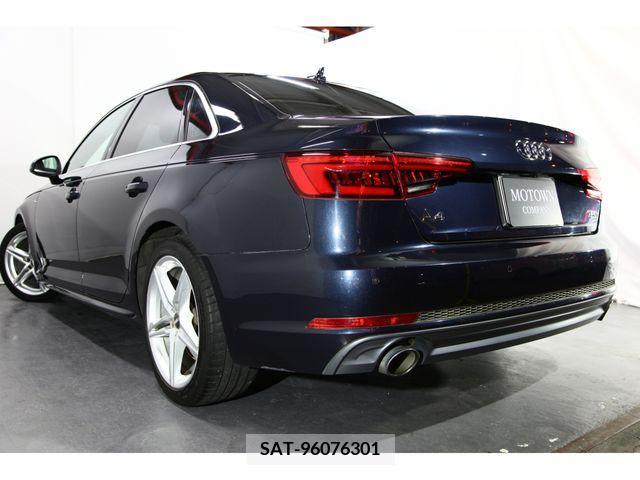 Audi A4 2018-02 372483-11