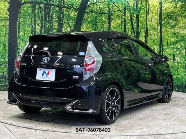 Toyota AQUA 2014-07 375720-17
