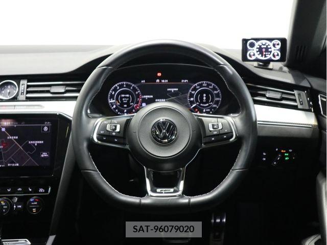 VolksWagen ARTEON 2019-04 290314-10