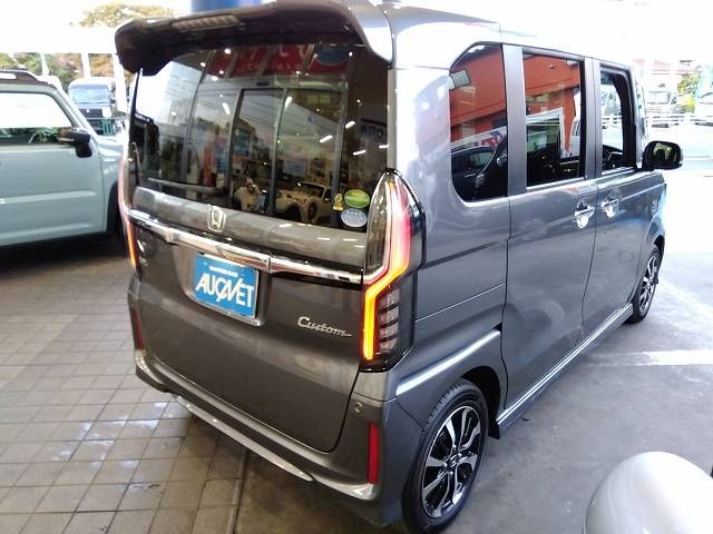 Honda N BOX CUSTOM 2019-11 19328-28