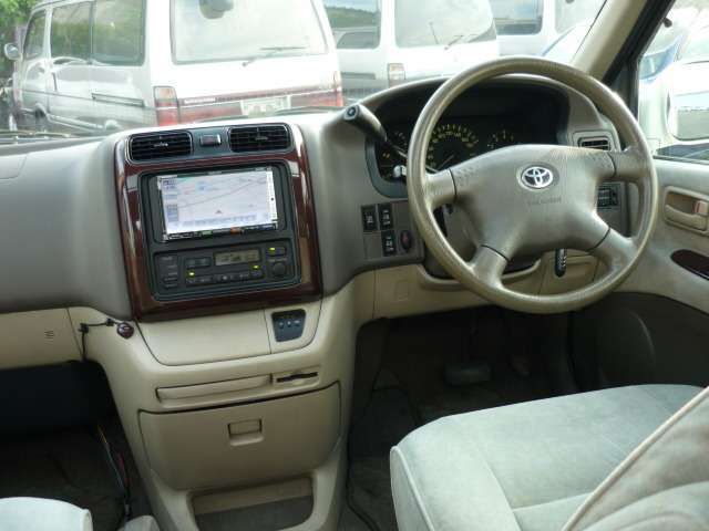 Toyota GRAND HIACE 1999-08 2323-5