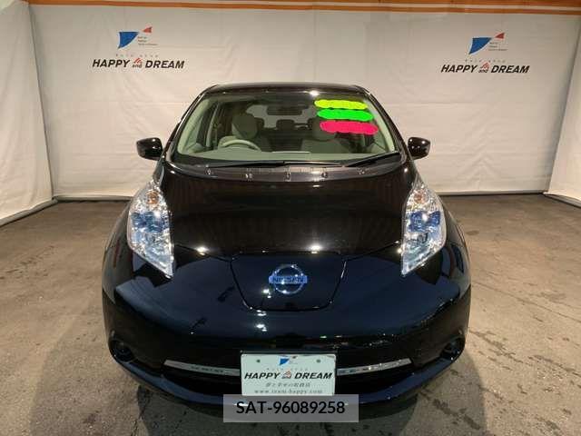 Nissan LEAF 2017-08 275876-6