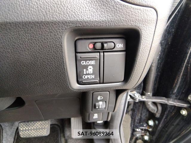 Honda N BOX 2017-03 333813-9