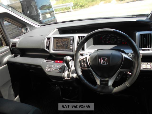 Honda STEP WGN 2013-05 324635-5