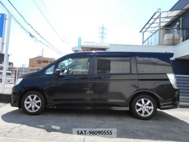 Honda STEP WGN 2013-05 324635-3