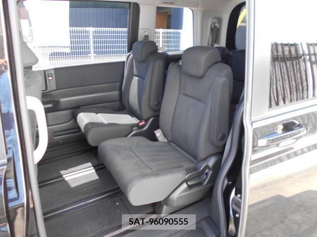 Honda STEP WGN 2013-05 324635-9