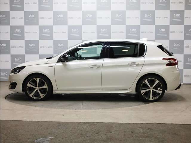 Peugeot 308 2016-02 16527-15