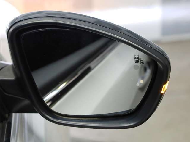 Peugeot 308 2016-02 16527-8