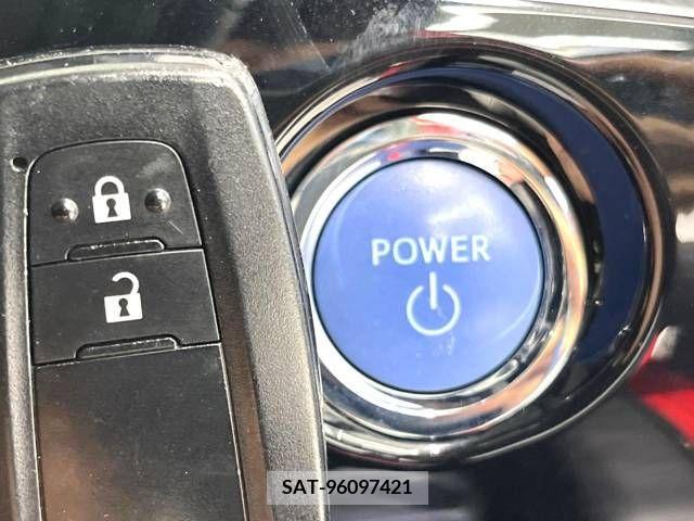 Toyota PRIUS 2016-04 349683-9