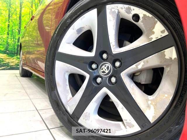 Toyota PRIUS 2016-04 349683-15