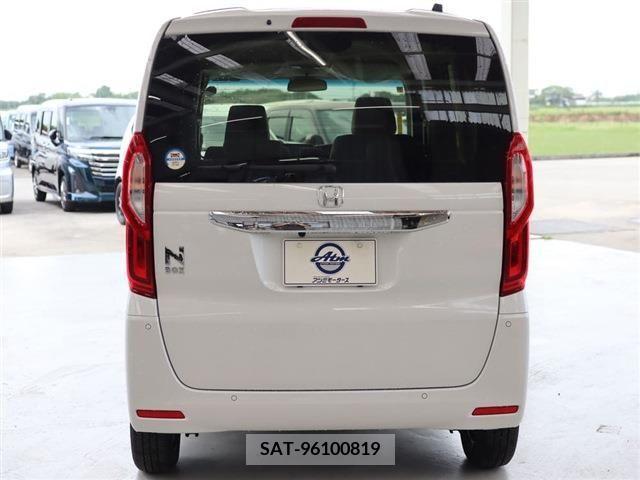 Honda N BOX 2023-09 341403-4