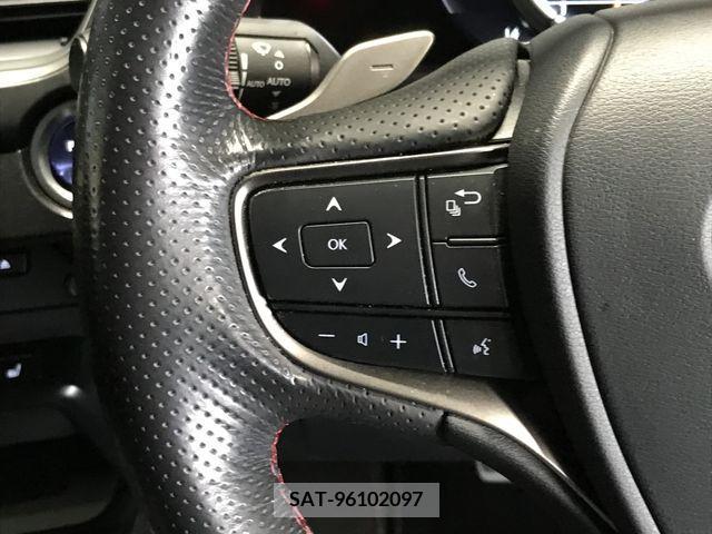 Lexus UX 2019-06 275932-14