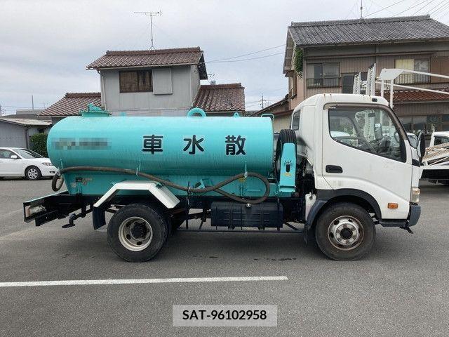 Hino DUTRO 2010-01 383886-4