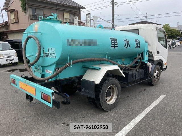 Hino DUTRO 2010-01 383886-3