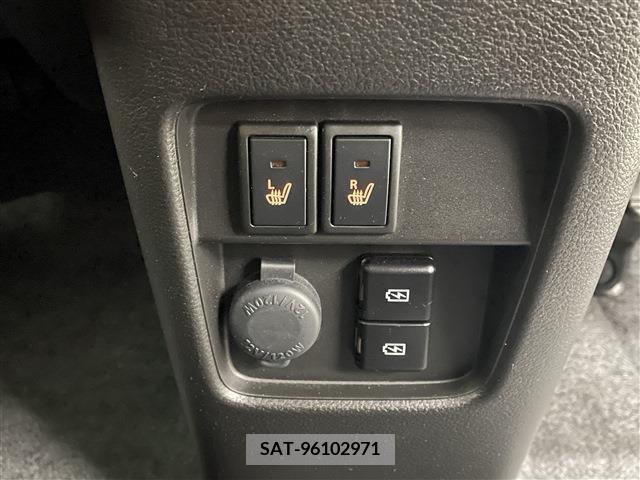 Suzuki HUSTLER 2023-06 384781-27