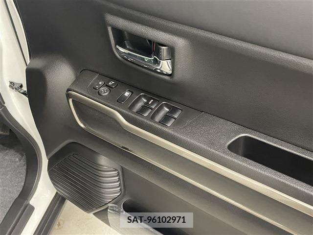 Suzuki HUSTLER 2023-06 384781-17