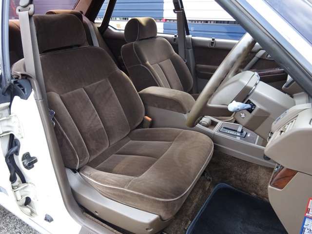 Nissan GLORIA HARDTOP 1989-10 8248-7