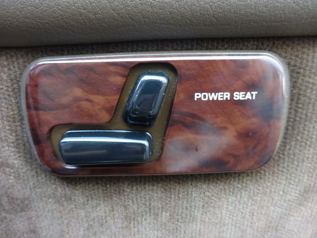 Nissan GLORIA HARDTOP 1989-10 8248-22