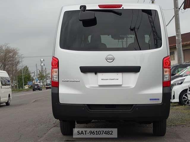 Nissan Caravan 2022-10 265336-13