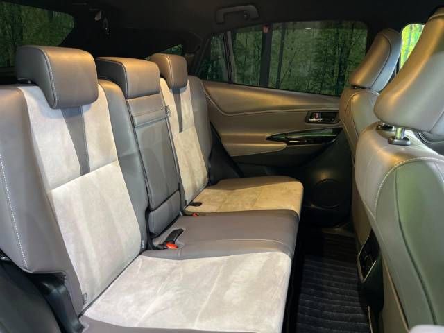 Toyota HARRIER 2016-11 18577-9