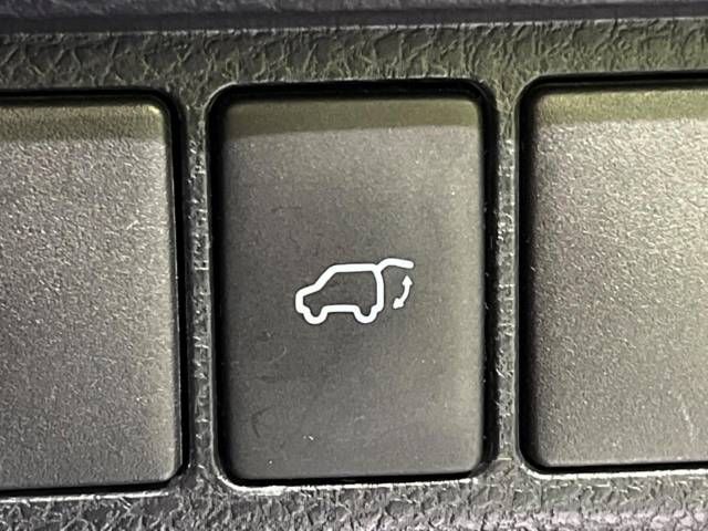 Toyota HARRIER 2016-11 18577-5