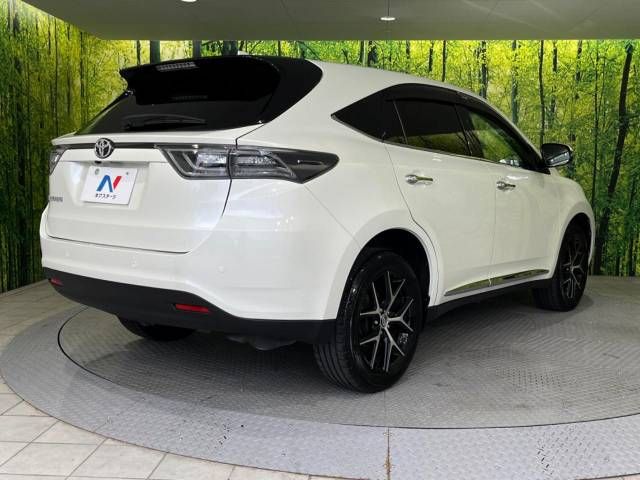 Toyota HARRIER 2016-11 18577-17