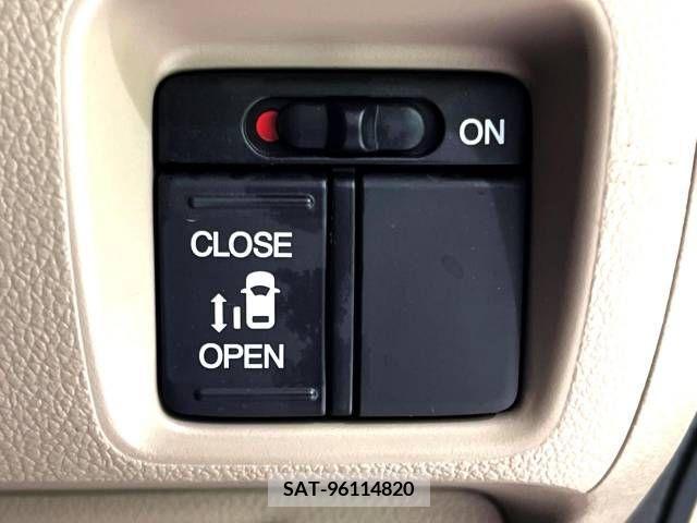 Honda N BOX 2015-05 234546-3