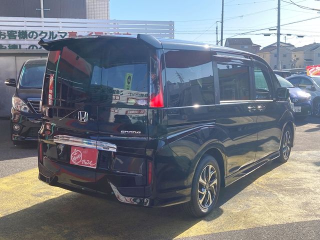 Honda e 2018-09 188084-3