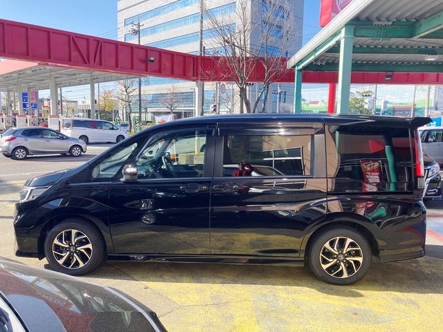 Honda e 2018-09 188084-5