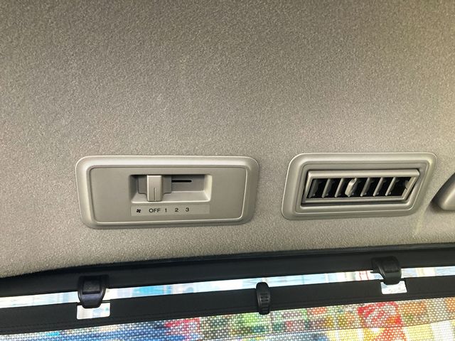 Honda e 2018-09 188084-25