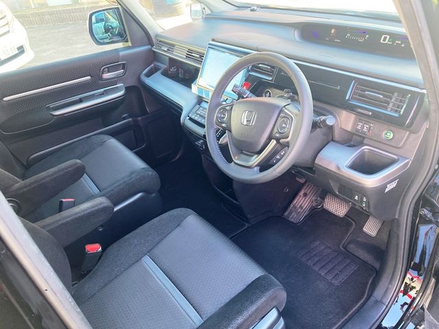 Honda e 2018-09 188084-8