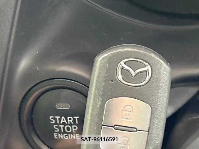 Mazda DEMIO 2017-07 359382-5