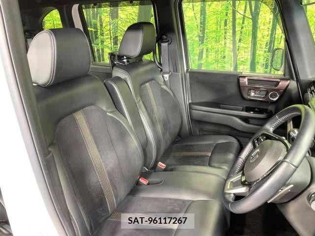 Honda N BOX CUSTOM 2019-09 330646-8