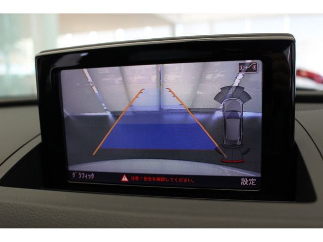 Audi Q3 2014-12 14303-10